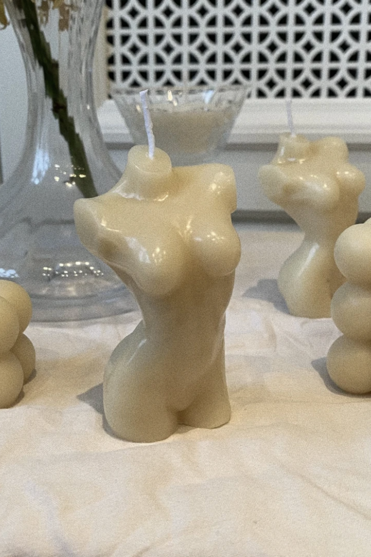 WOMAN FIGURE CANDLE IN OAT