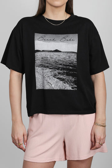 The "BEACH BABE" Boxy Tee in Black | Koy Resort